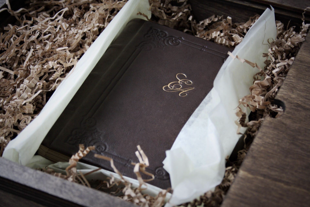 Кожаный фотоальбом SCARSDALE с застежкой