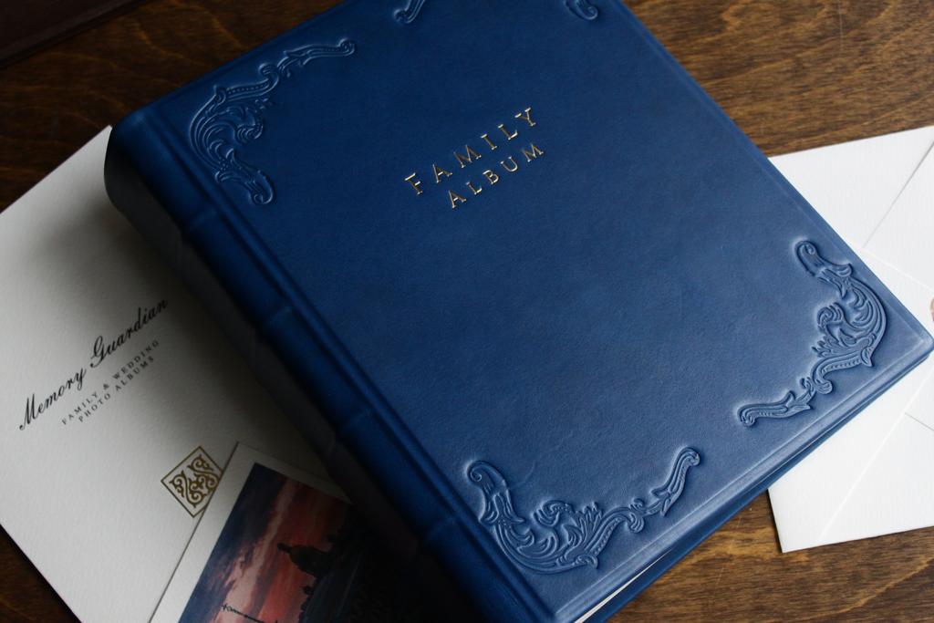 Кожаный фотоальбом Vincennes Dark Blue