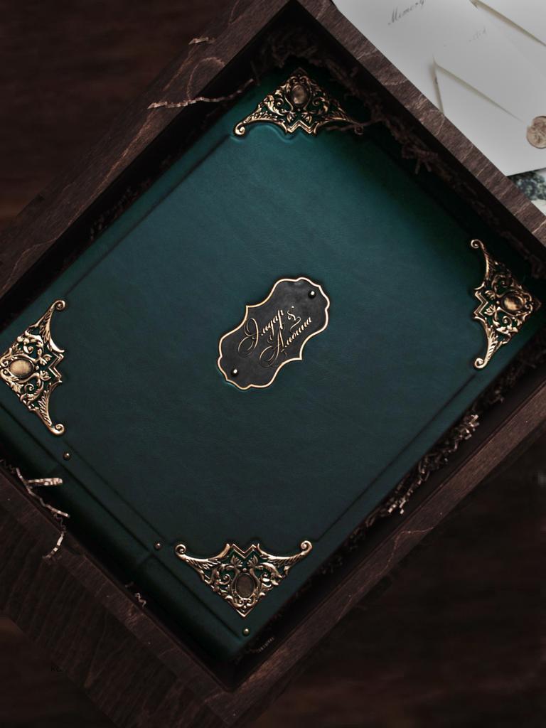 Кожаный фотоальбом Fairytale Emerald