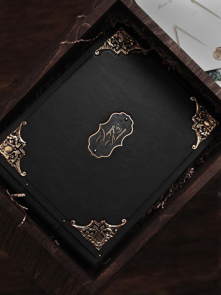 Кожаный фотоальбом Fairytale Black