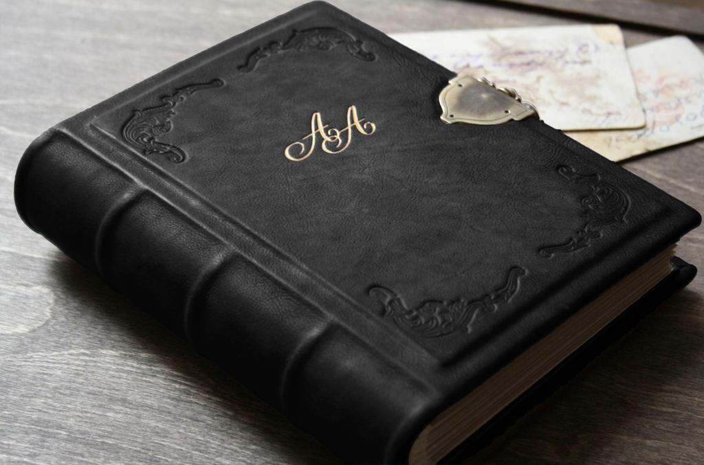 Кожаный фотоальбом с застежкой Vincennes Black