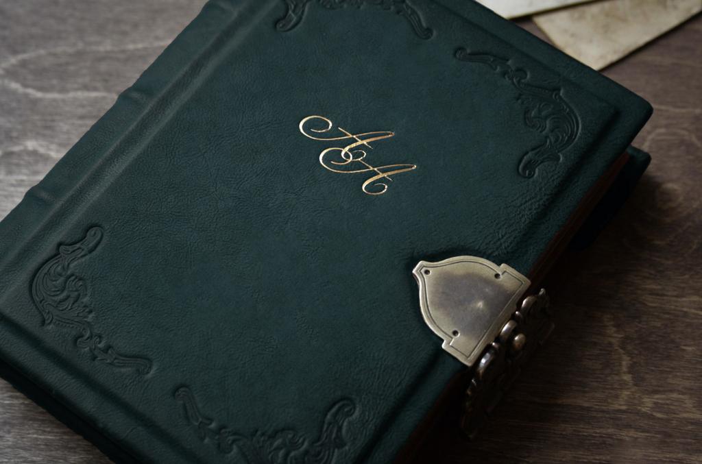 Кожаный фотоальбом с застежкой Vincennes Emerald