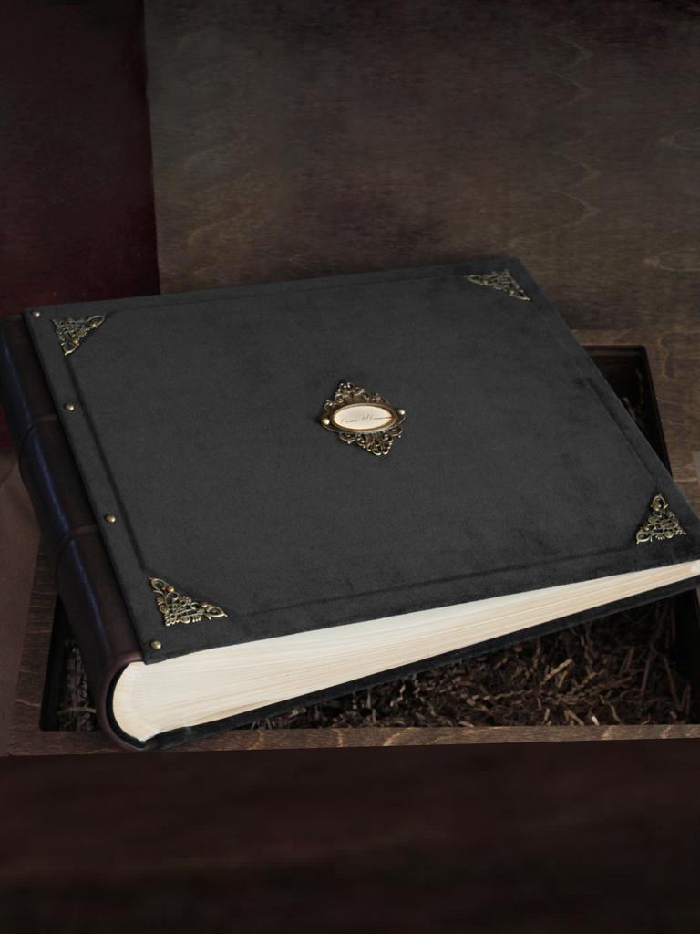 Большой бархатный фотоальбом Vintage Black