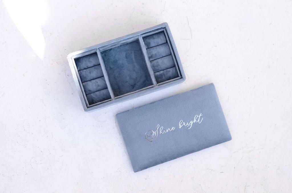 КЛАССИЧЕСКАЯ ШКАТУЛКА ДЛЯ ЮВЕЛИРНЫХ УКРАШЕНИЙ REMEMBER ME