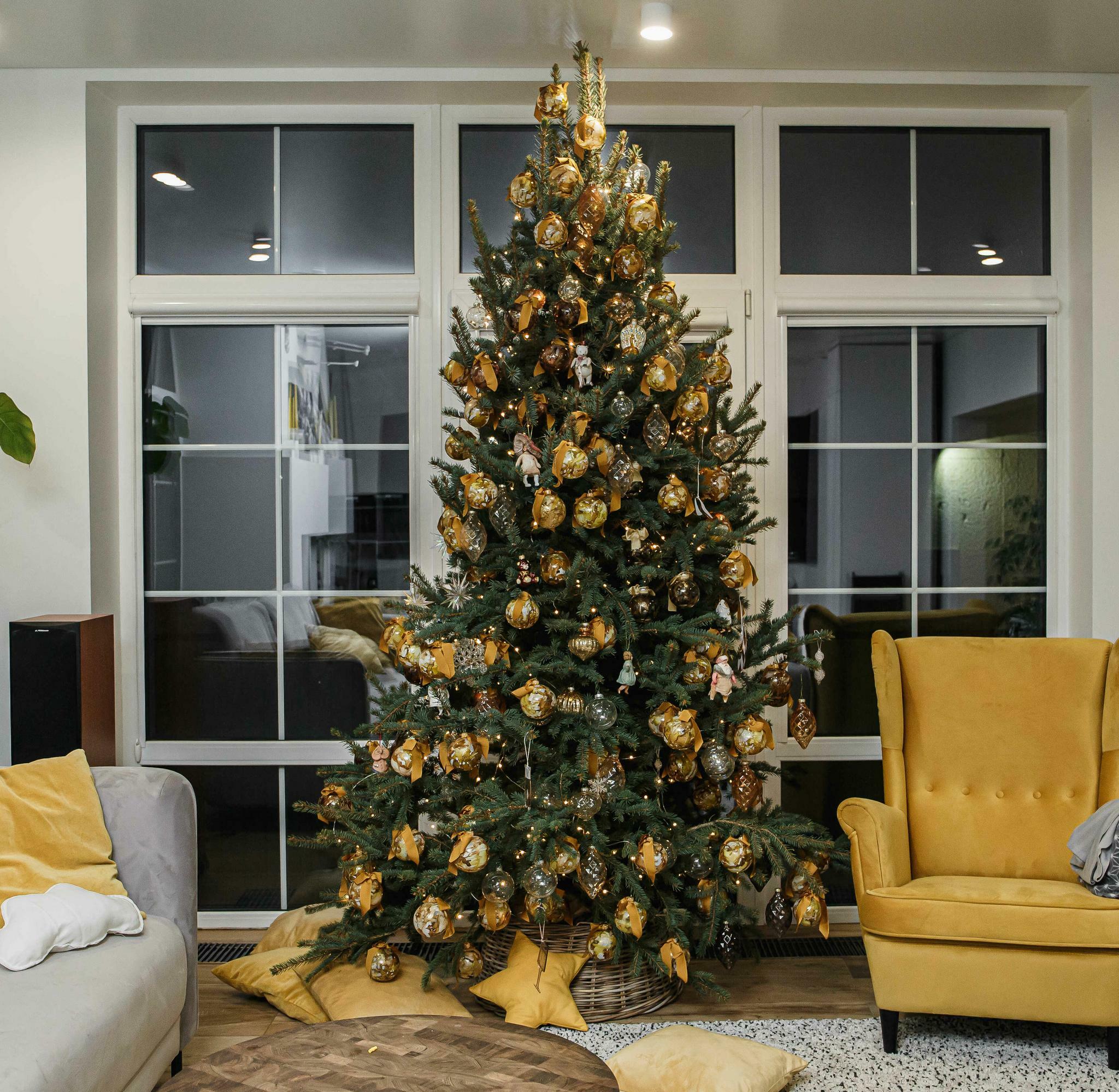 НОВОГОДНЯЯ ИГРУШКА НА ЕЛКУ РУЧНОЙ РАБОТЫ, ШАР "СЕРДОЛИК"