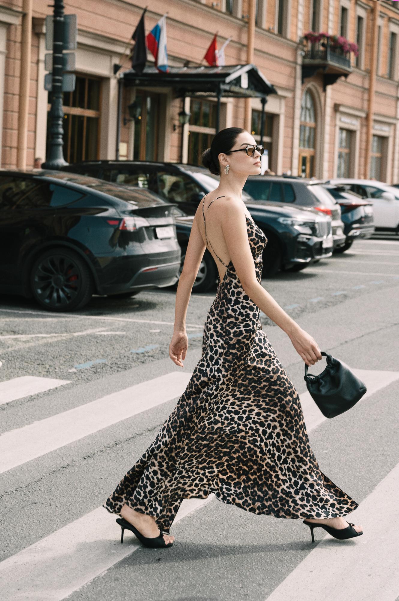 Шелковое платье "Leo"