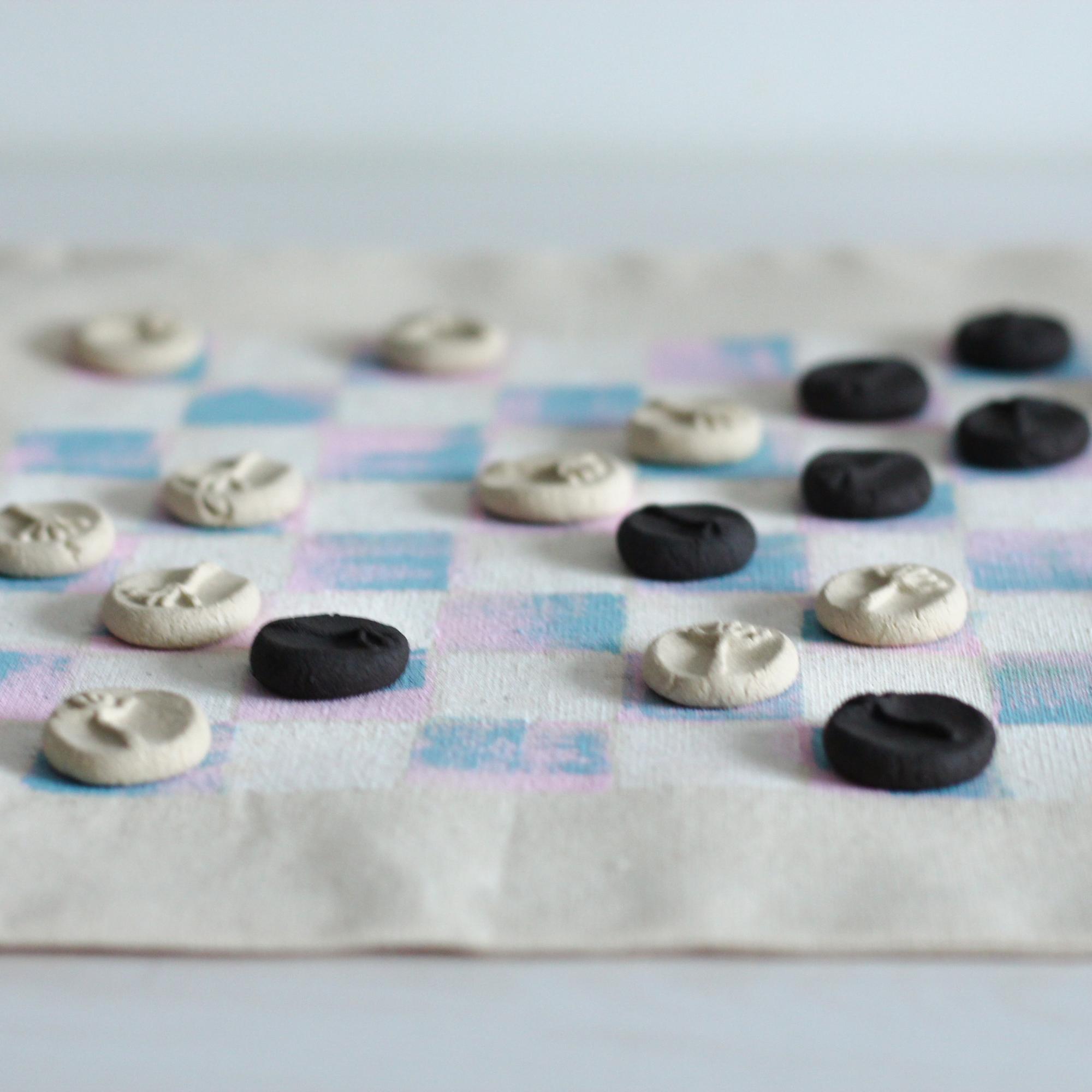 Шашки "Нежные". Подарочный набор