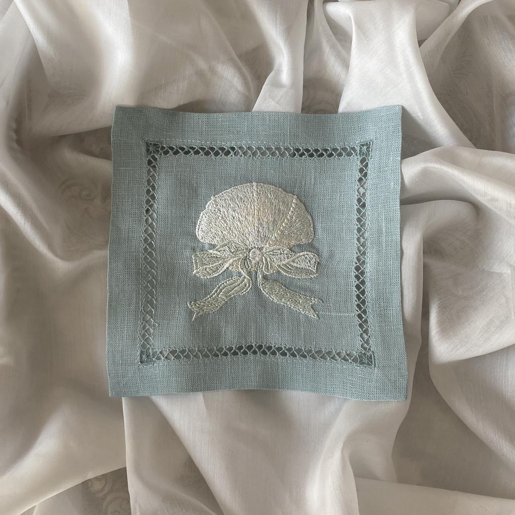 Костер с ракушкой, мятный