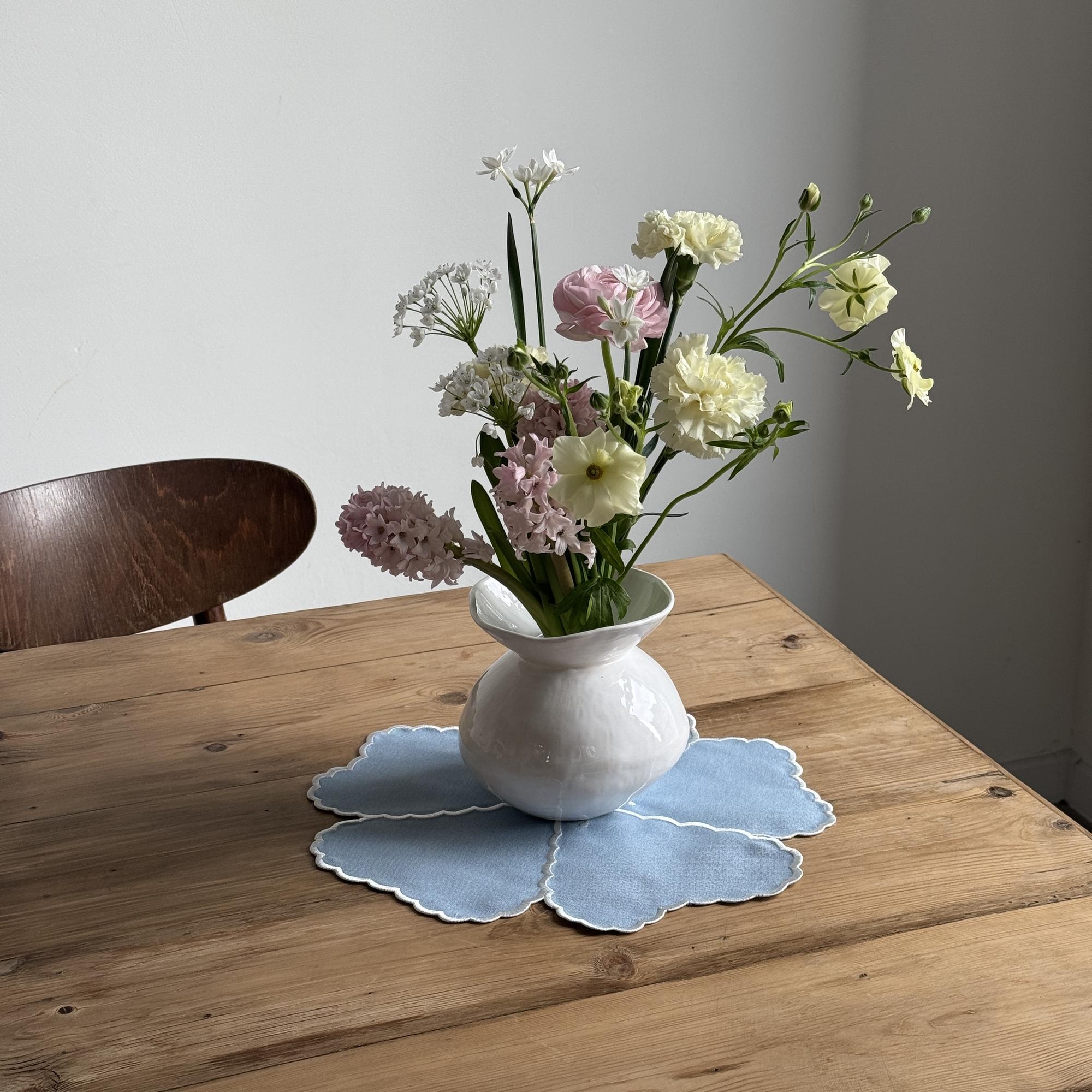 Плейсмат цветочек, голубой