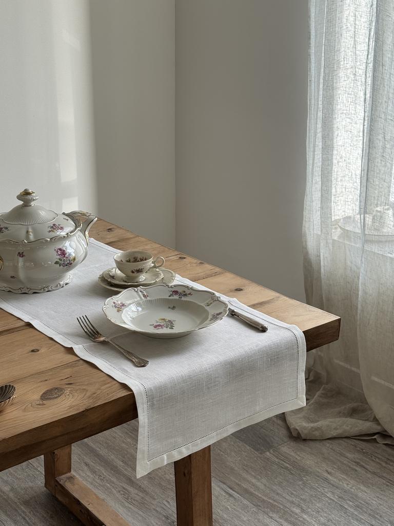 Раннер (дорожка) с классической мережкой