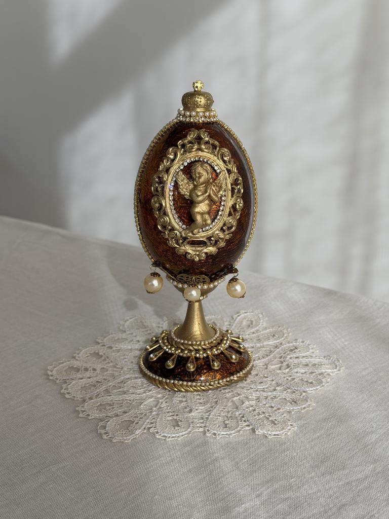 Яйцо на подставке под янтарь №3