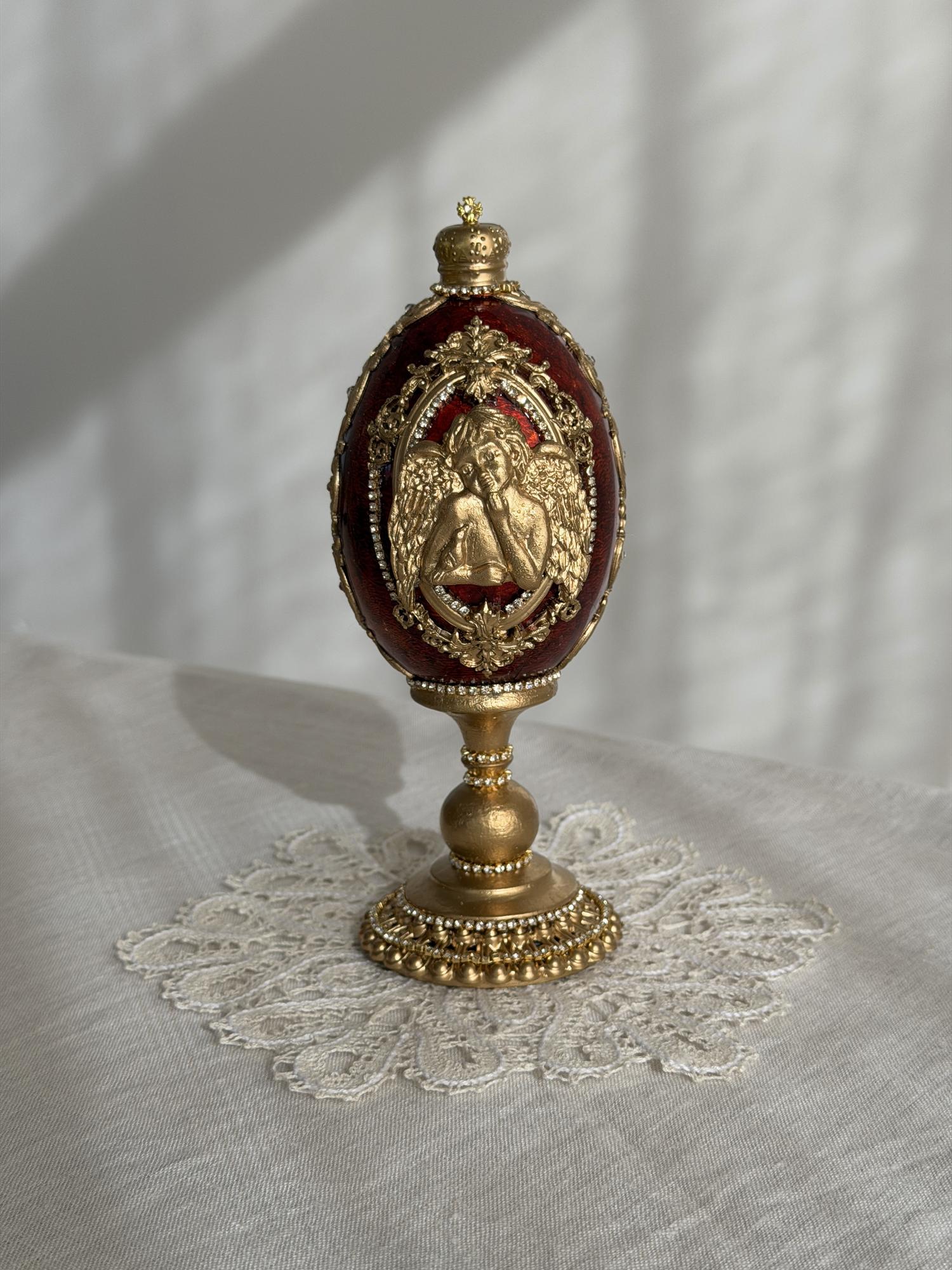 Яйцо на подставке под янтарь №5