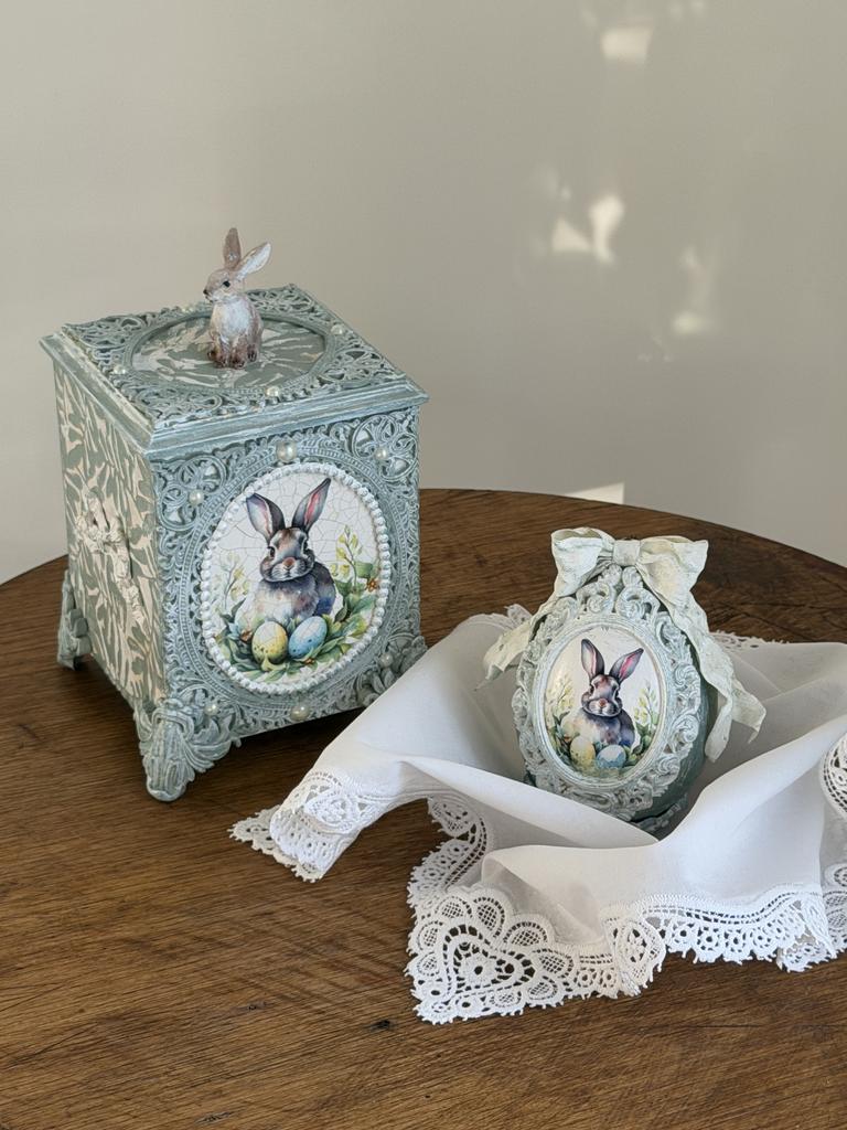 Яйцо в коробке №8