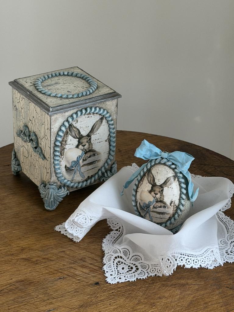 Яйцо в коробке №9