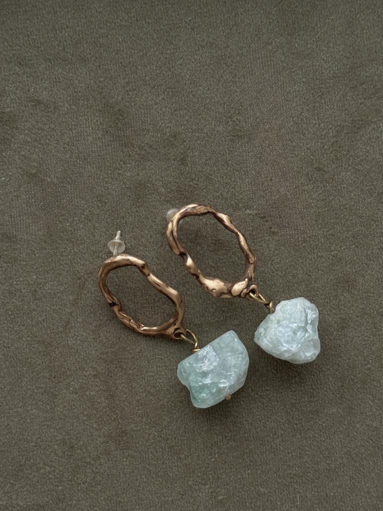 Серьги из бронзы с флюоритом