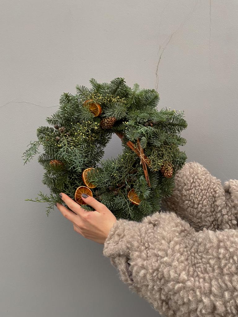 Венок из ёлки
