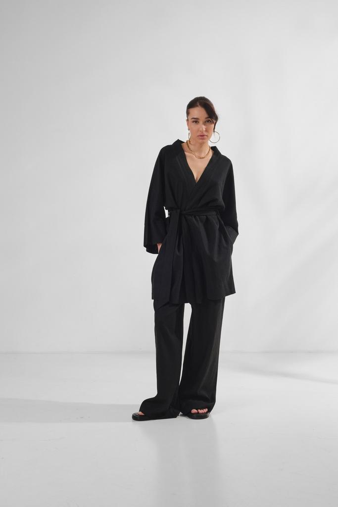 Комплект из кимоно и брюк изо льна в черном цвете