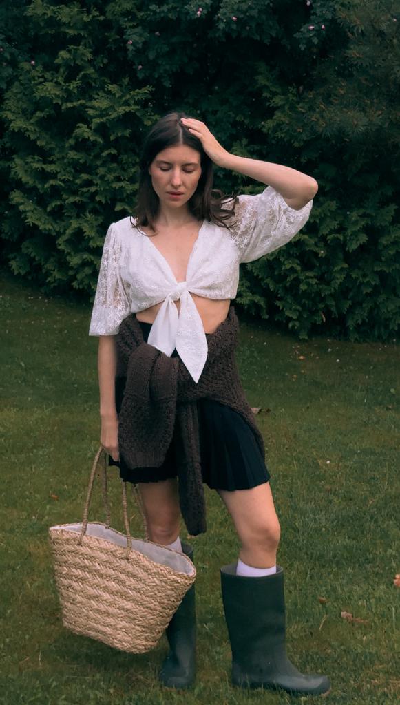 Топ из кружева