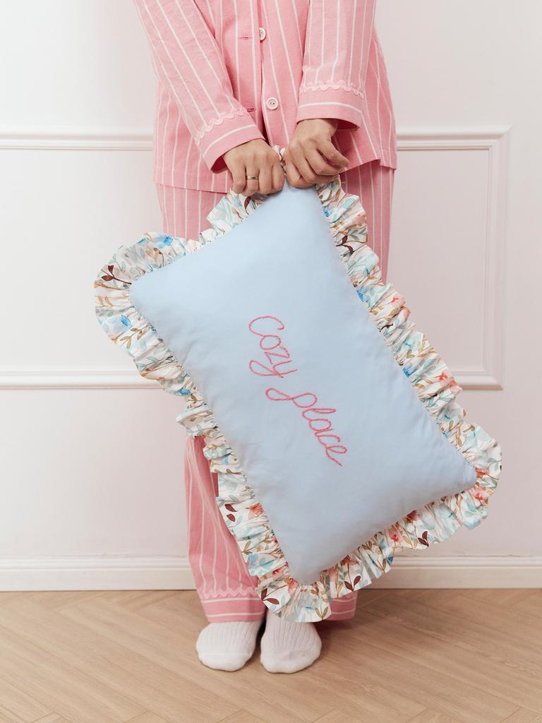 Подушка "Cozy place"