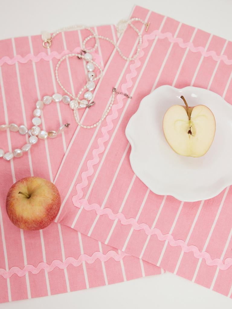 Комплект из двух прямоугольных плейсматов "Розовая полоска"