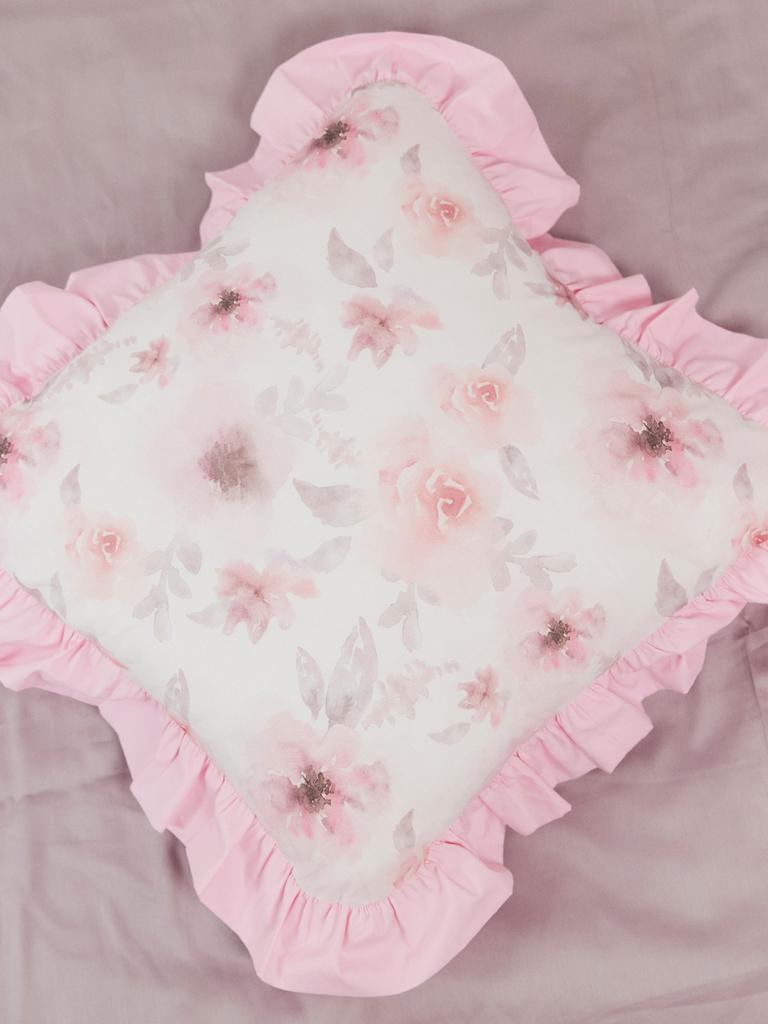 Подушка "Акварельные цветы"