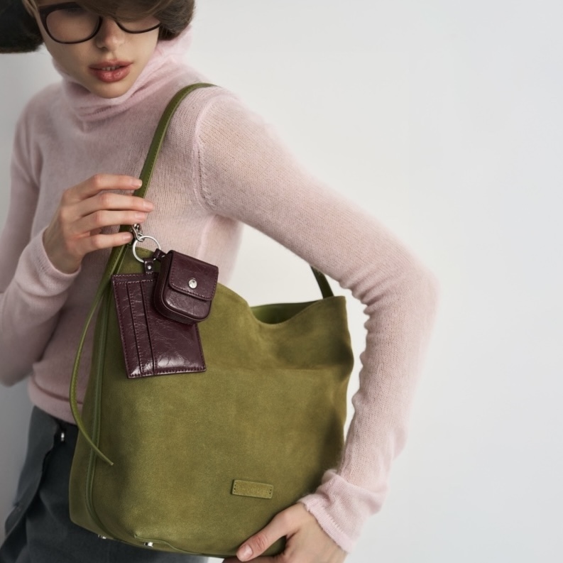 Картхолдер и чехол для наушников бургунди