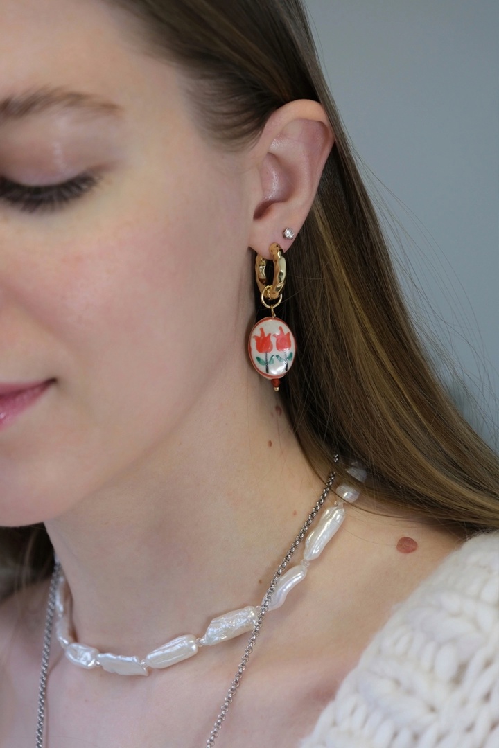 подвеска - красные тюльпаны