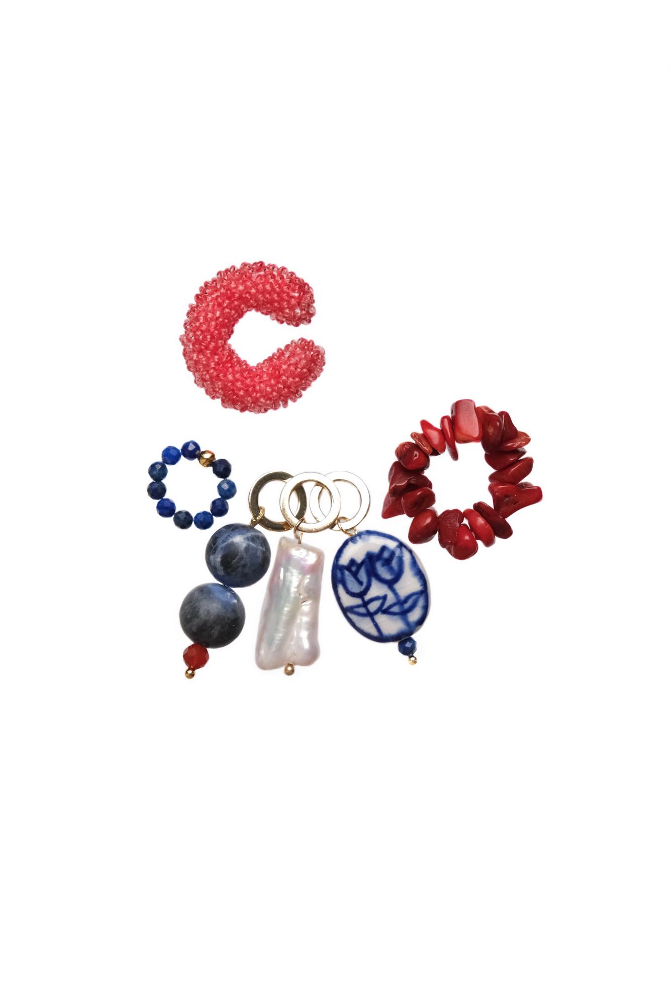 СЕТ МЕСЯЦА "Сине-красные мотивы": клубничный кафф + пять съёмных подвесок