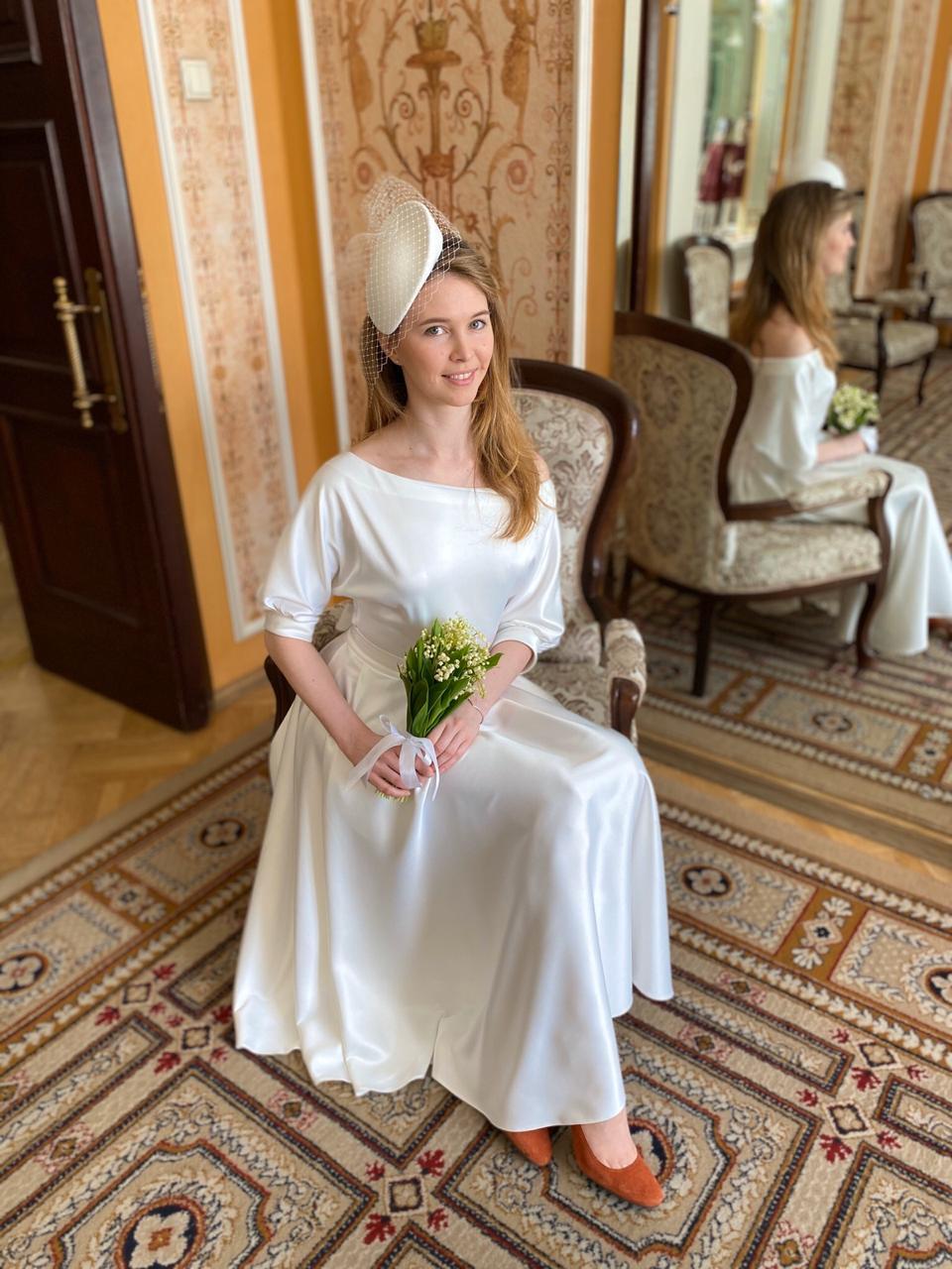 Фетровая мини-шляпка Nataly с вуалью . Цвет молочный