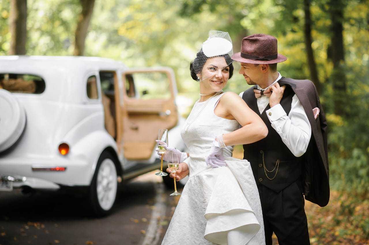 Фетровая мини-шляпка Nataly с вуалью . Цвет молочный