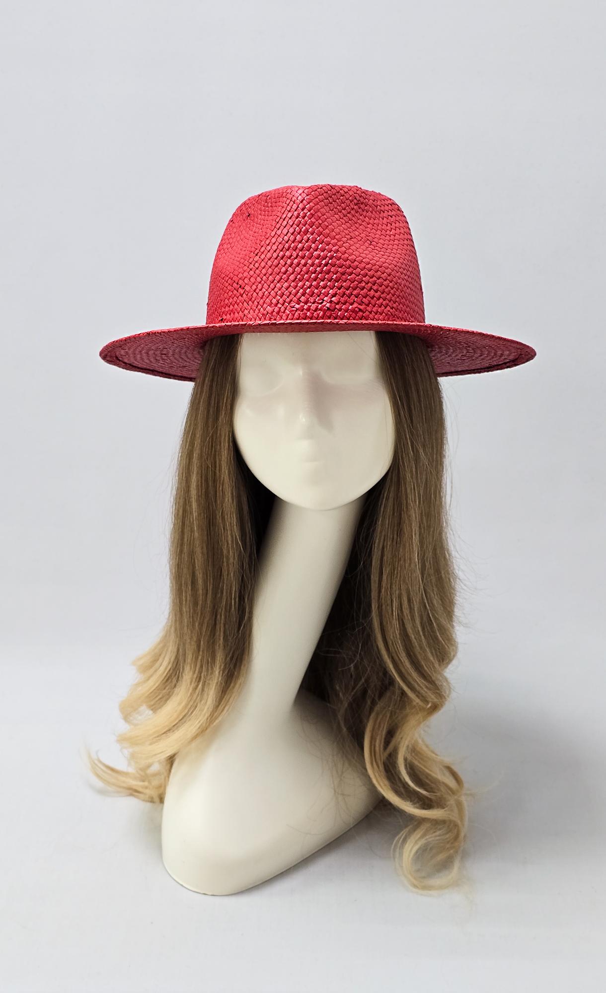 Соломенная шляпа Красная