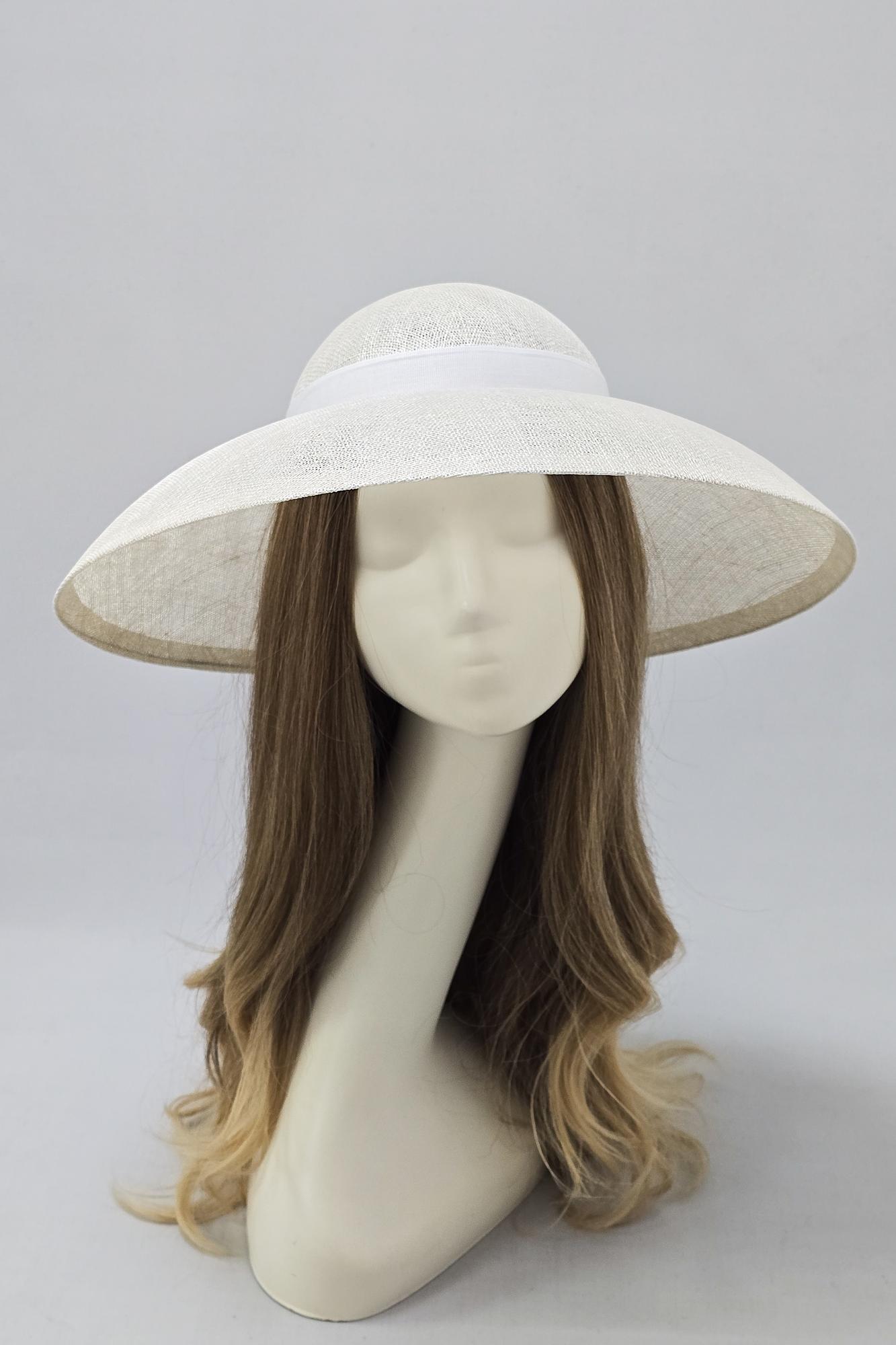 Соломенная шляпка Одри