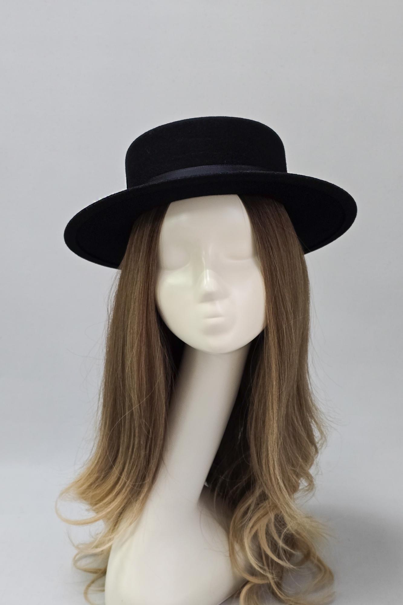 Шляпа канотье. Цвет черный