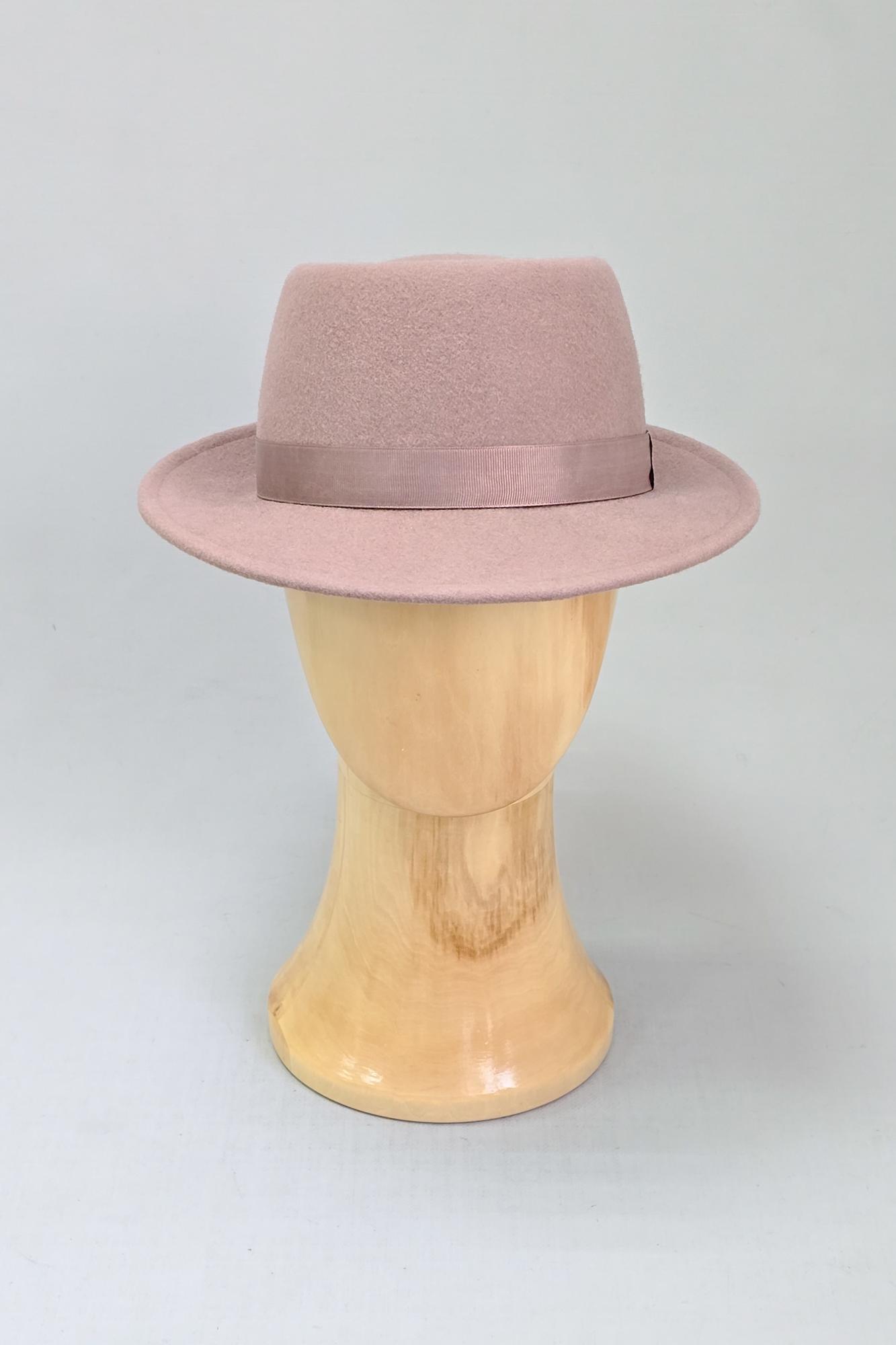 Мужская фетровая шляпа. Цвет румяна