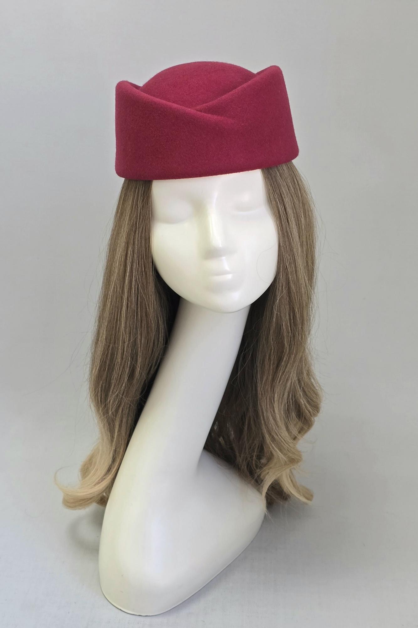 Пилотка "Elegance". Цвет ягодный