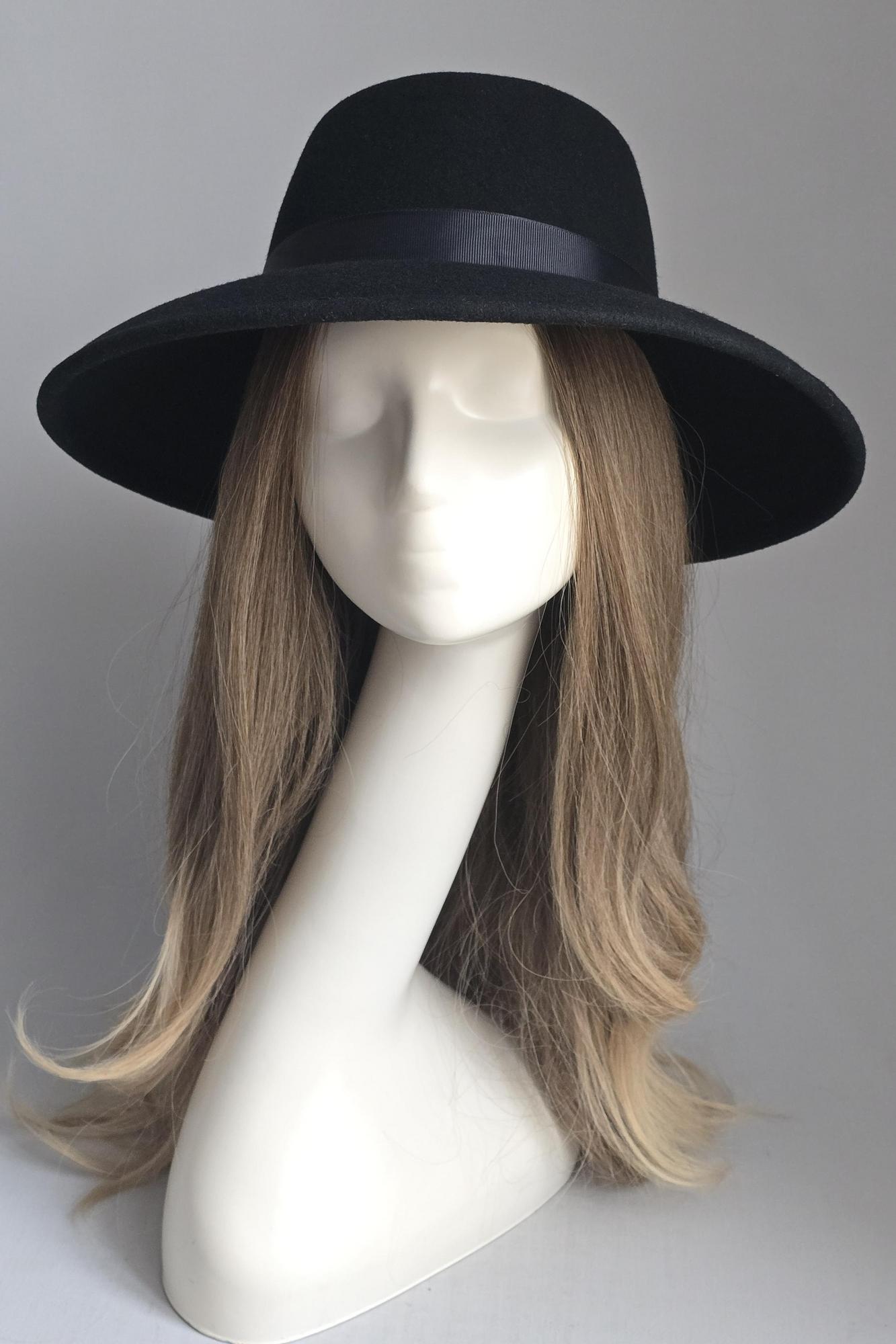 Шляпа Милана. Цвет черный. Поля 35 см