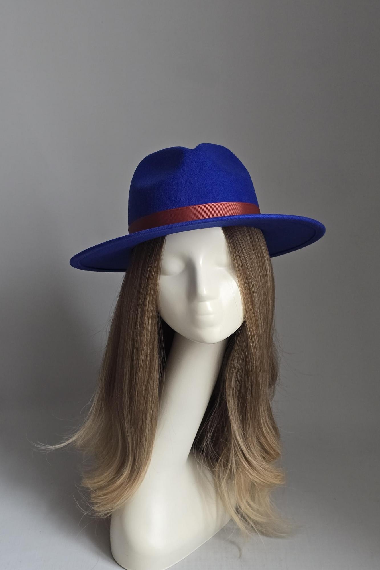 Шляпа федора. Цвет василек