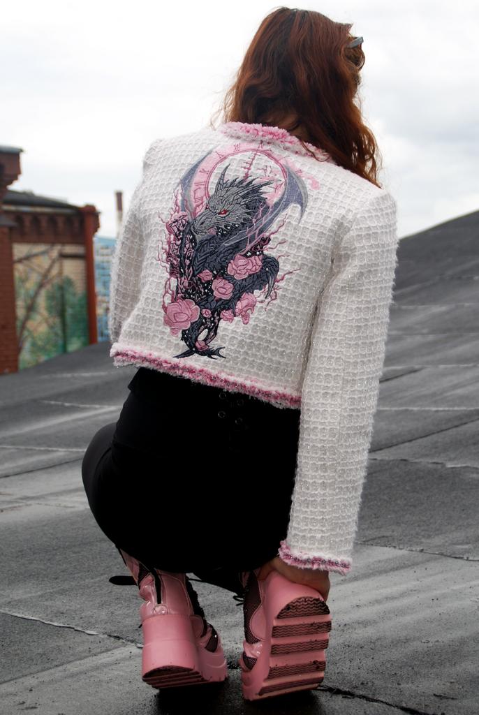 Жакет с вышивкой "Дракон" в белом