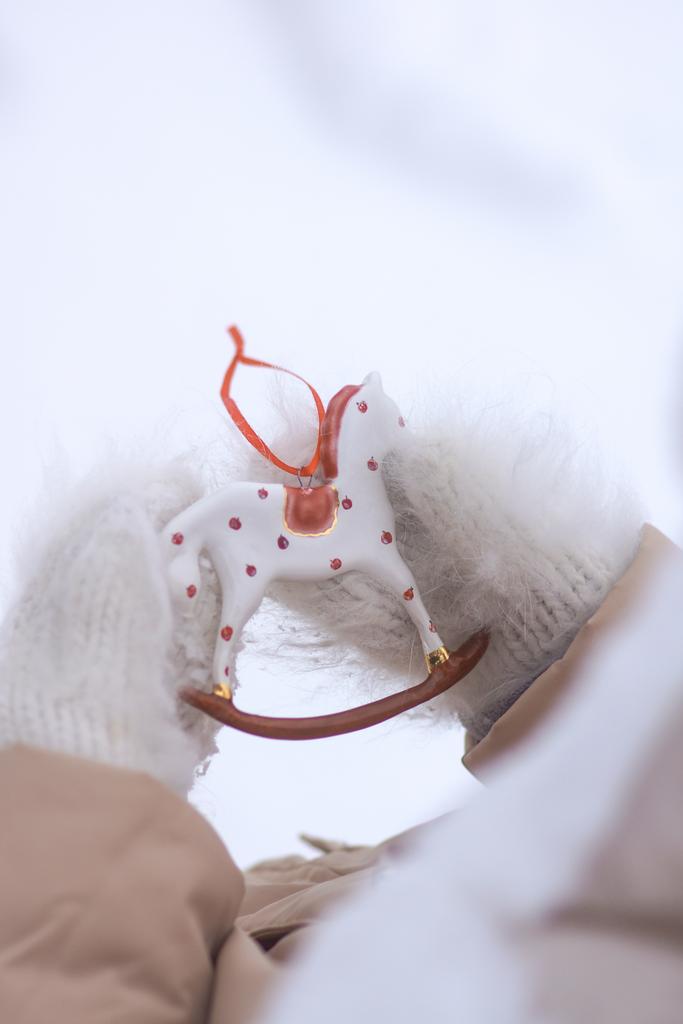 Лошадка в яблоках