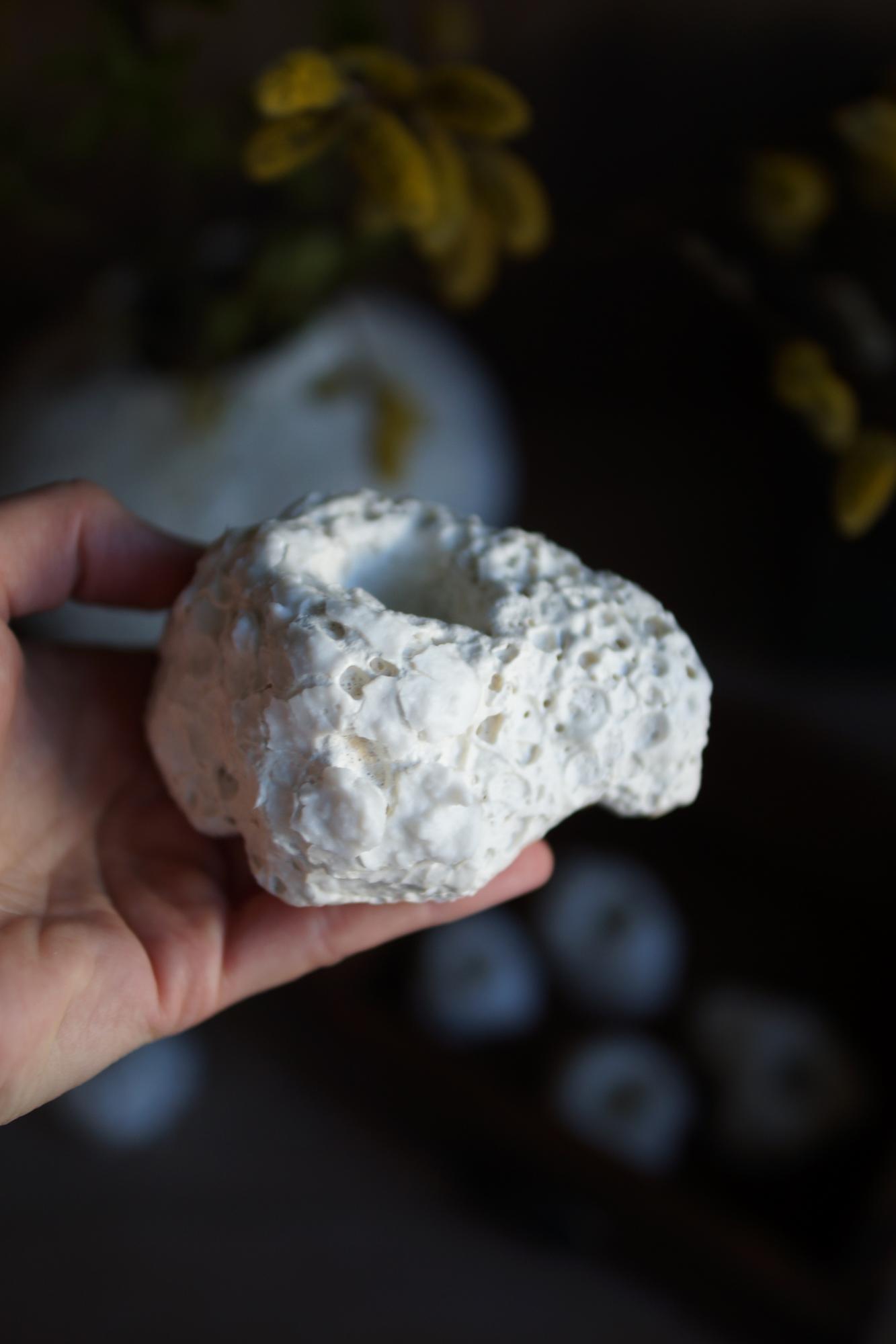 Подсвечник фарфоровый