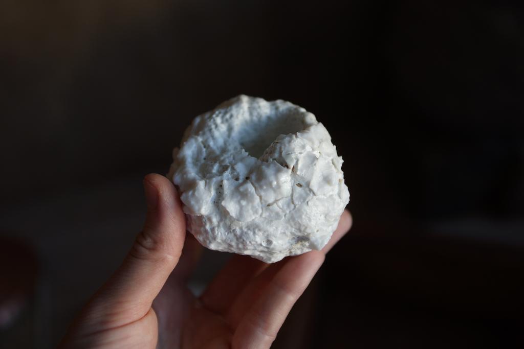 Подсвечник фарфоровый