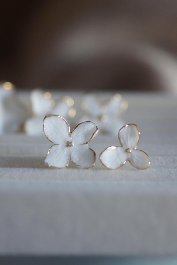 Собери свою пару. Серьги «Гортензия»