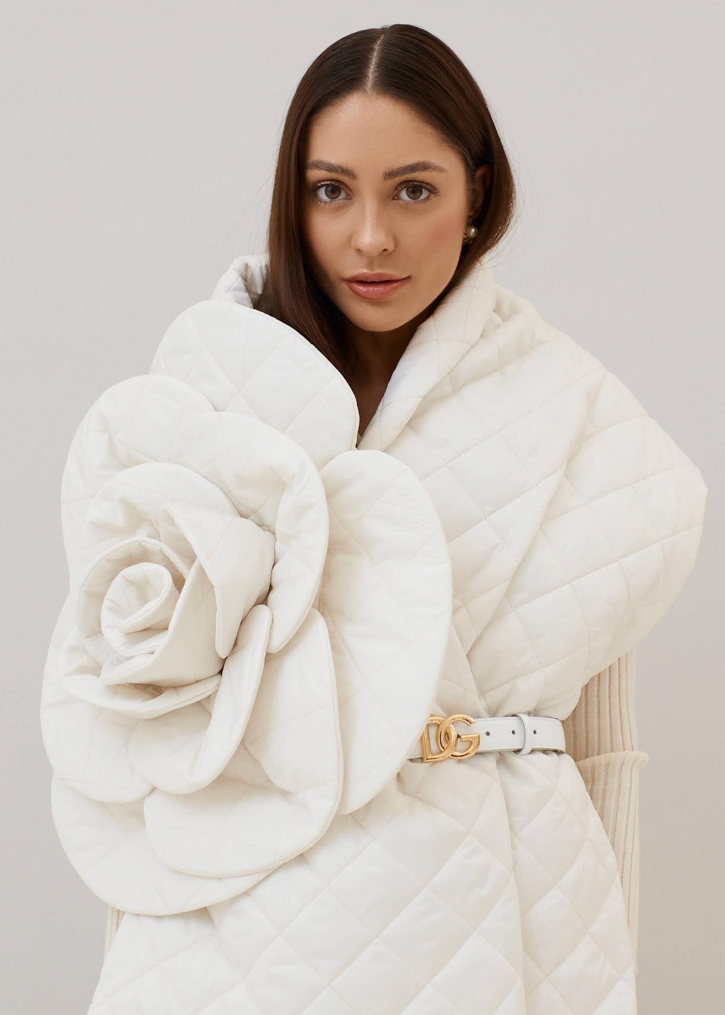 Quilted scarf milky