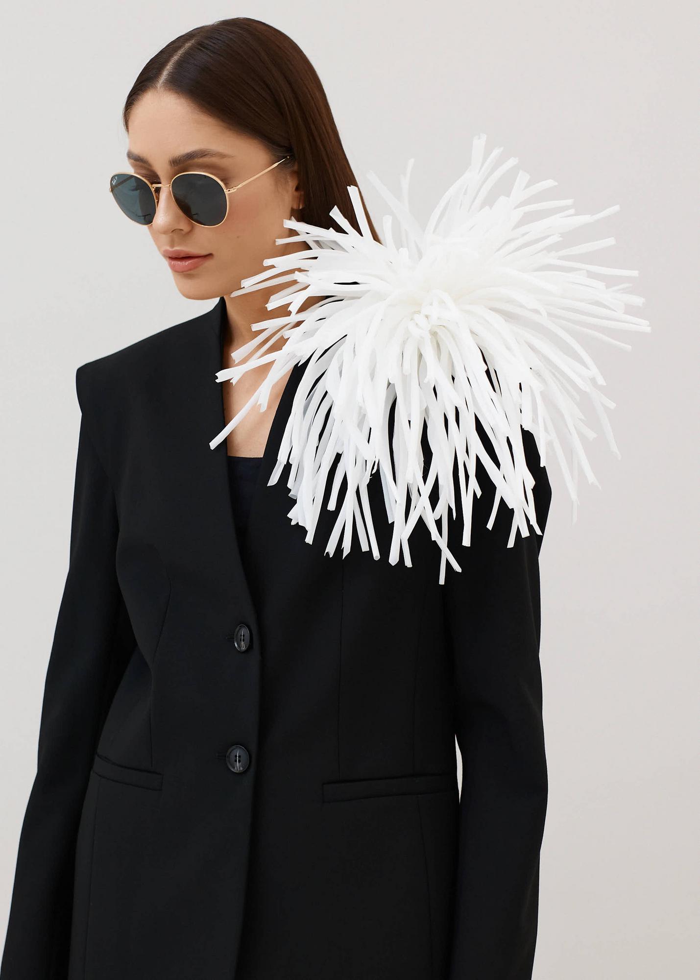 Brooch actinia milky 25cm