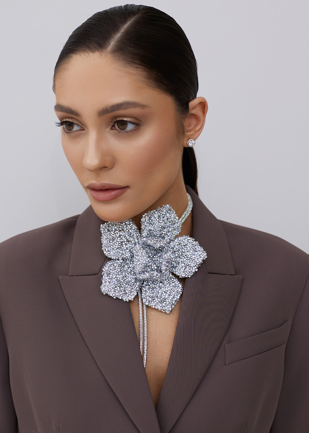 Brooch of rhinestones 10-12cm