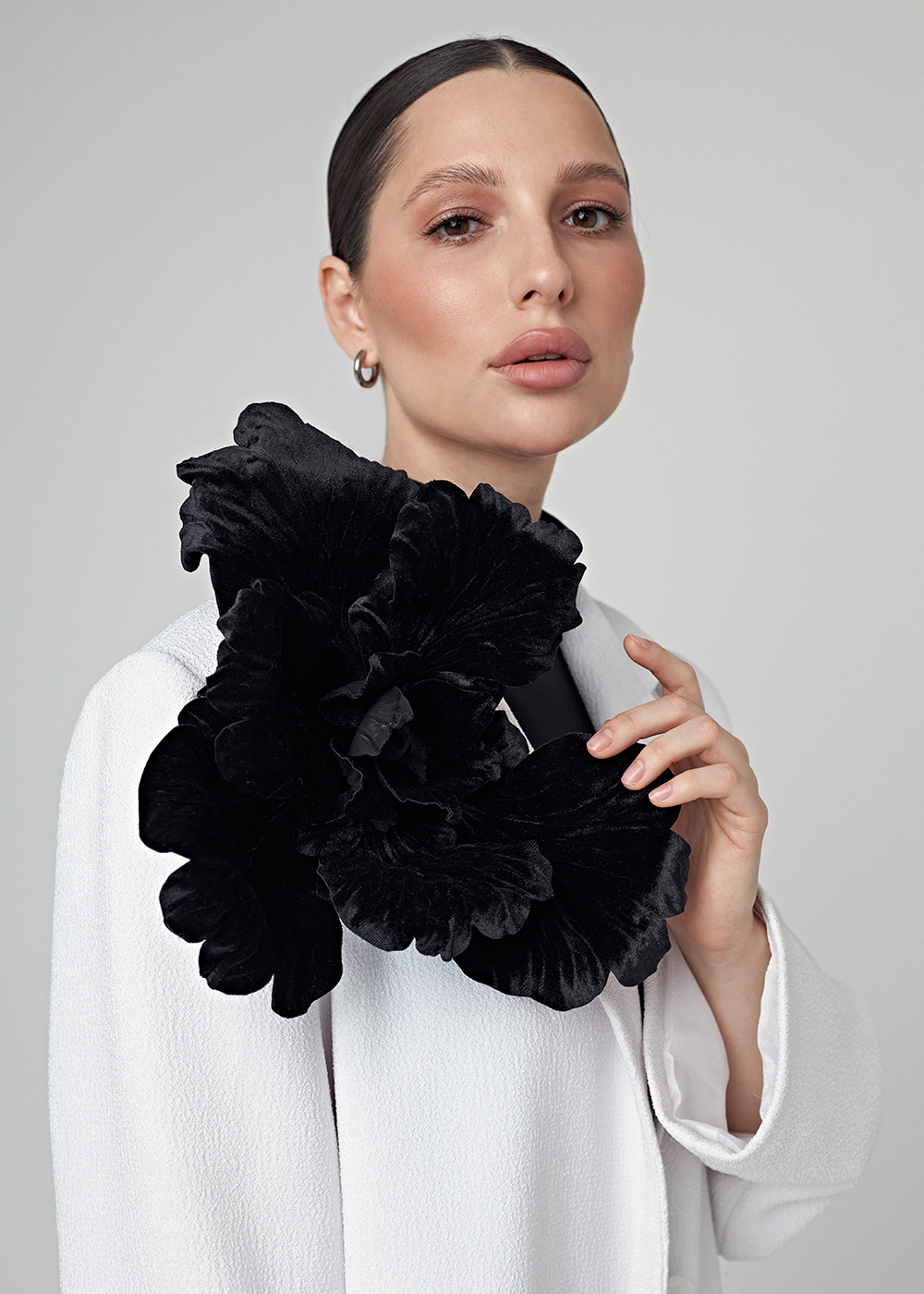 Flower velvet black 30cm