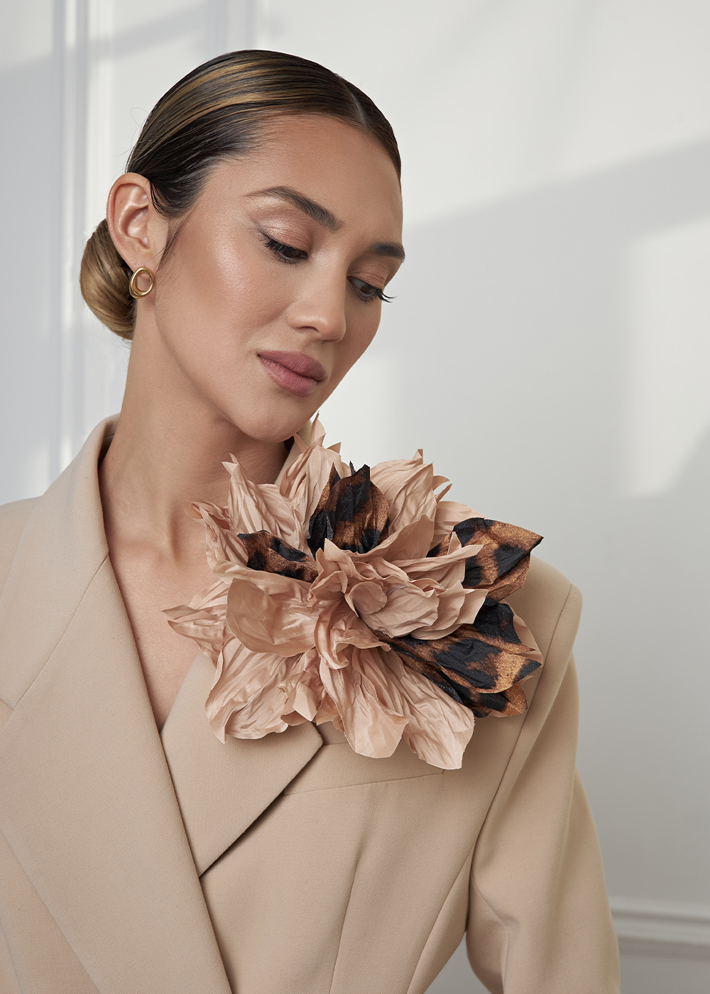 Peony cappuccino & leopard