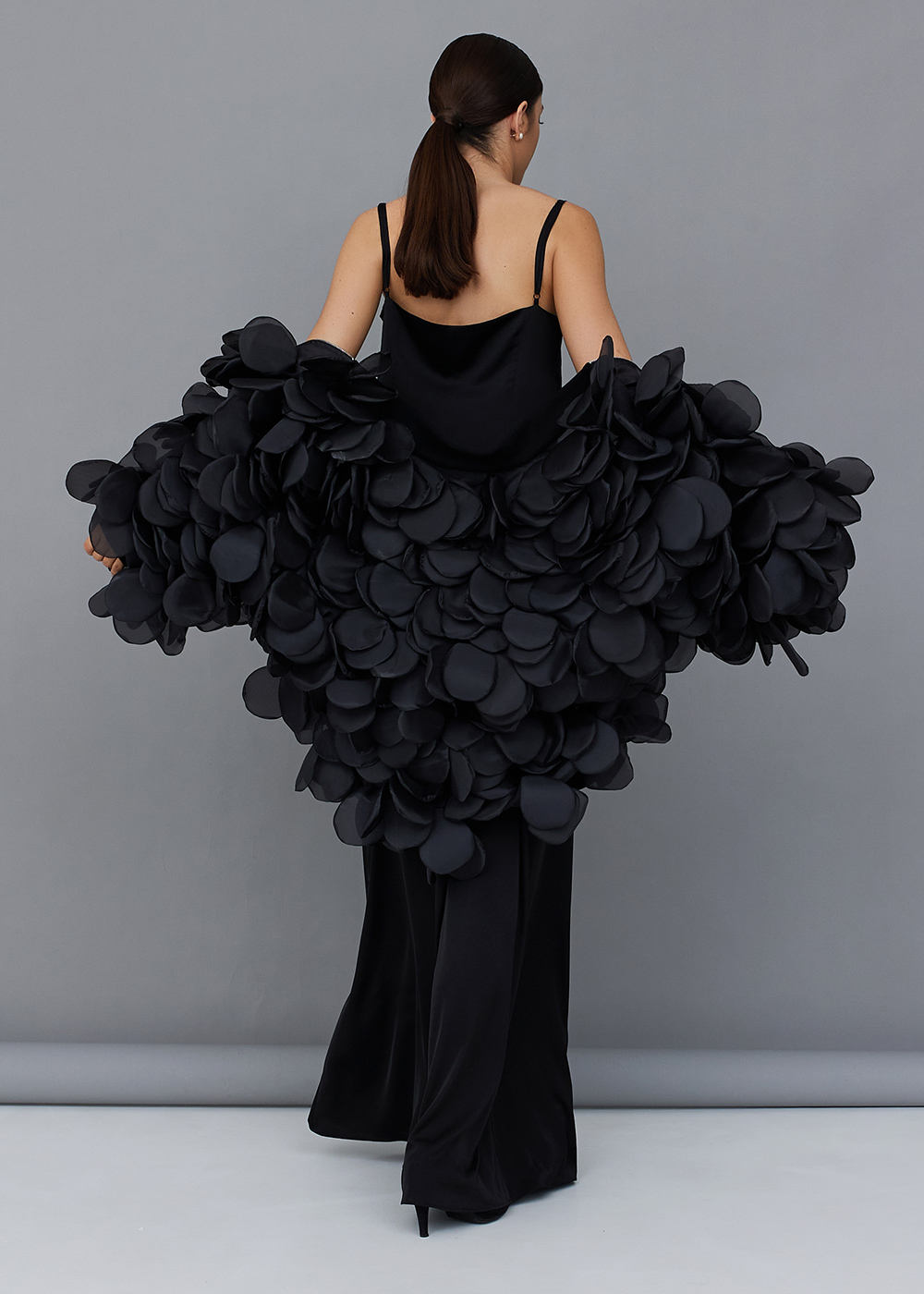 Bomber with petals black