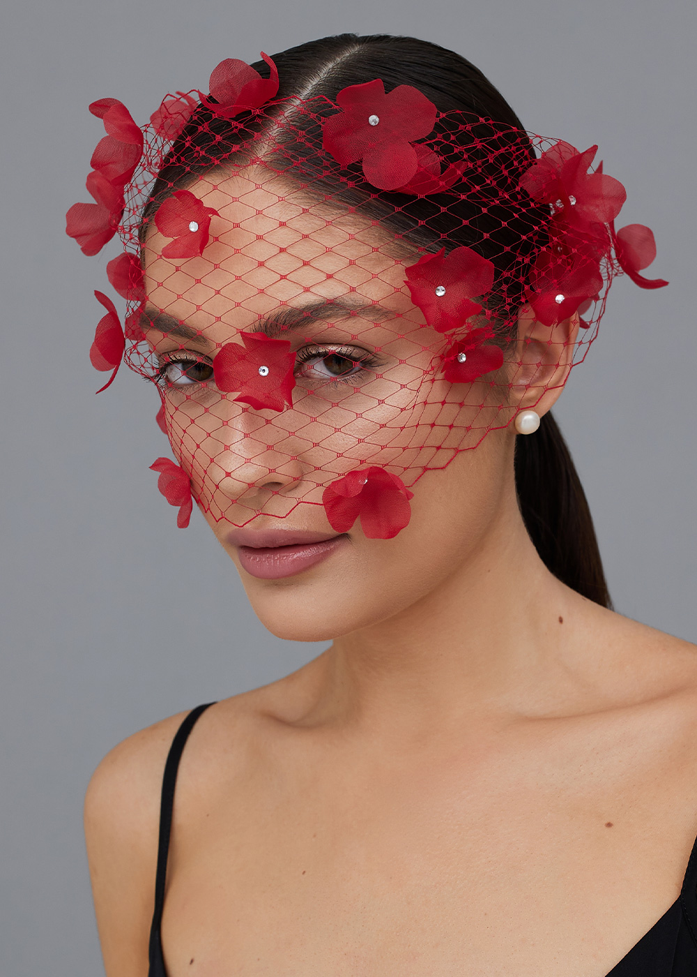 Veil with red flowers