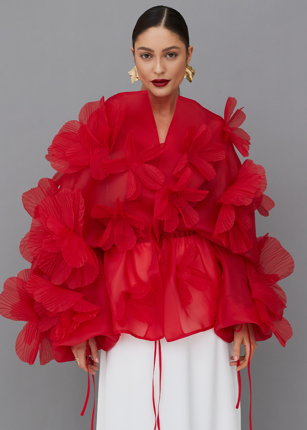 Blouse with peonies red